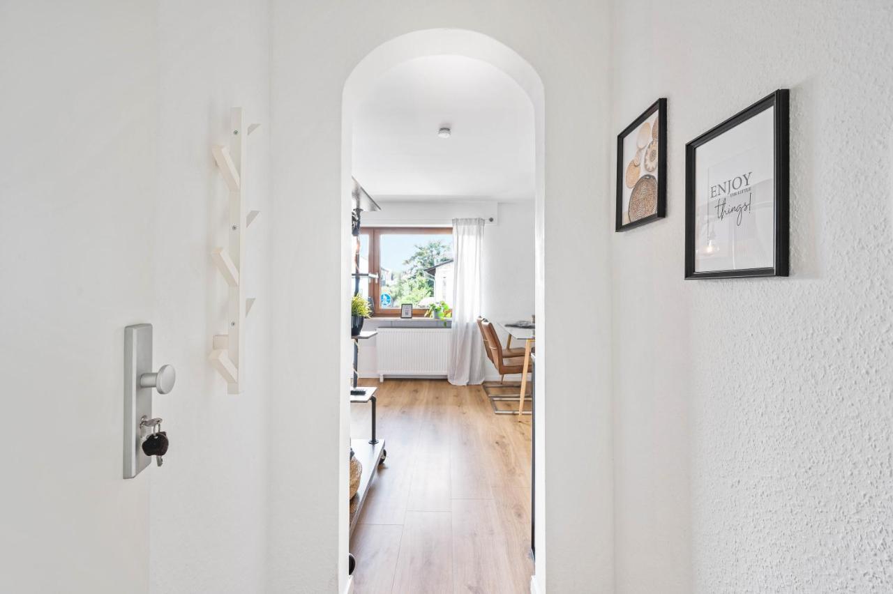 Ruhiges Und Zentrales Apartment In Huettenfeld Lampertheim Exterior photo